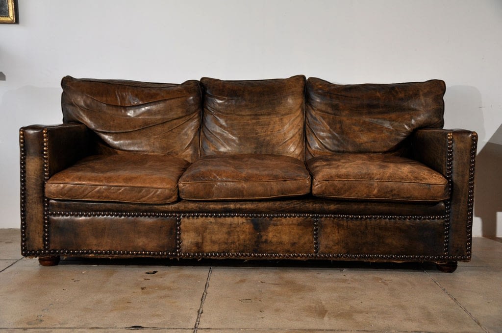 5 Steps for Refurbishing an Old Leather Sofa Zen Carpet Cleaning